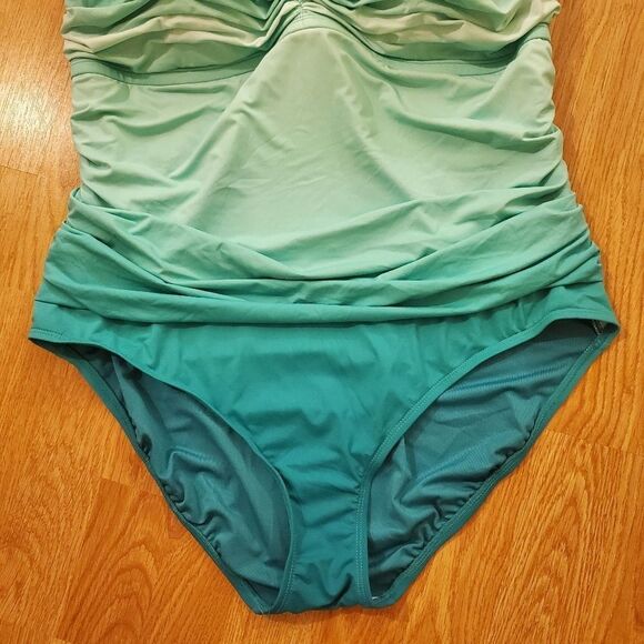 Bleu Rod Beattie Sea Dive Ruched One Piece 18W - Picture 5 of 13